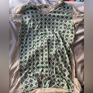 Uniqlo Blue and Teal can T-shirt size XL